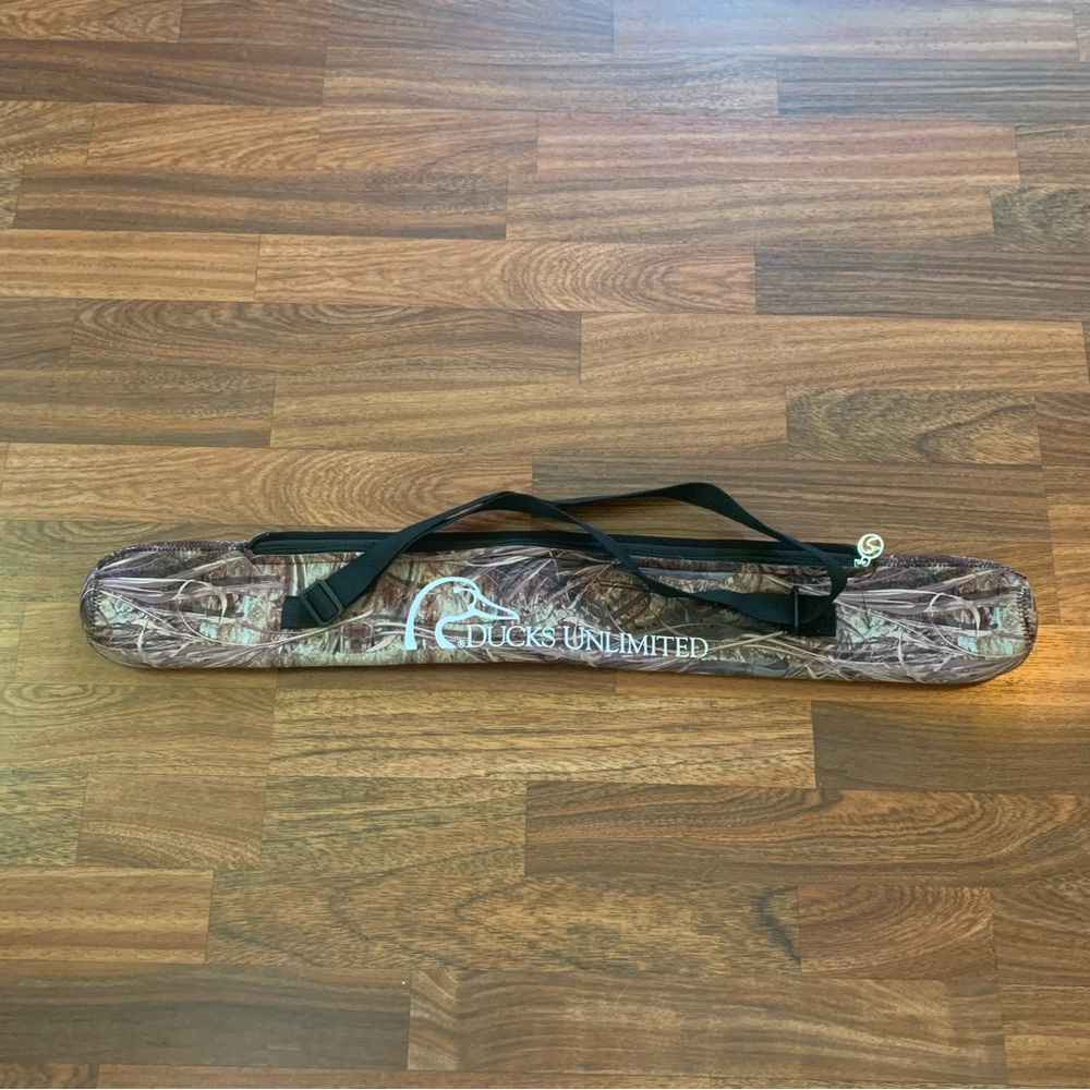 Ducks Unlimited Neoprene 6 Can Sling Cooler Brown Tan Camo Print Adj Strap